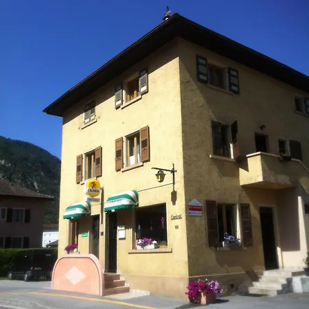 Le Central - Chambres D'Hote 2*