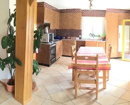 Le Central - Chambres D'Hote 2*