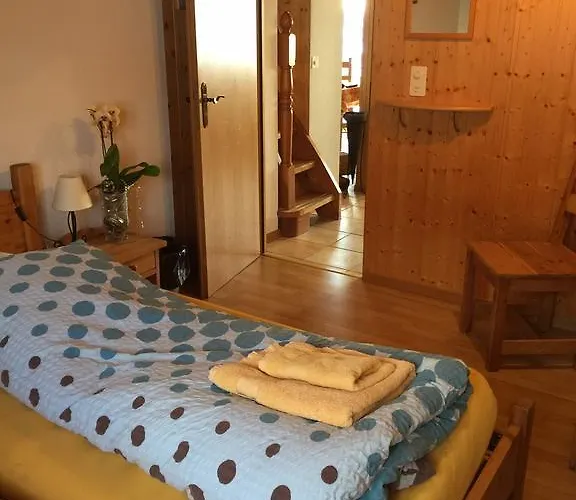 Le Central - Chambres D'Hote Frühstückspension