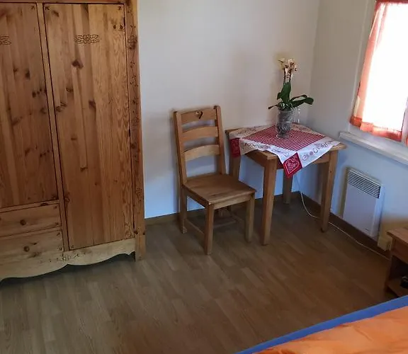 Le Central - Chambres D'Hote 2*